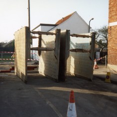 The two hydraulic shutters used in construction