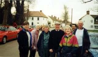 U3A_Picture5_v2 Out and About - Left to right: Marilyn Marchant, Rose Kelly, Elaine Holmes, Elva Whitehouse, John Taylor, Jean Hammond, Jean Gregory, Wally Gregory, Michael Brown