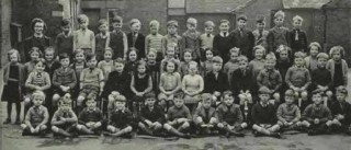 What_it_was_like_Picture2 List of Pupils in Miss Walker's class in 1949, the photograph taken from a past copy of The Village Voice. Names supplied by Mary Topps - see text.