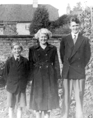 What_it_was_like_Picture3 1952 in the Police Station back garden. The house in the background is Mr Tinkler's house in Chapel St, since demolished.