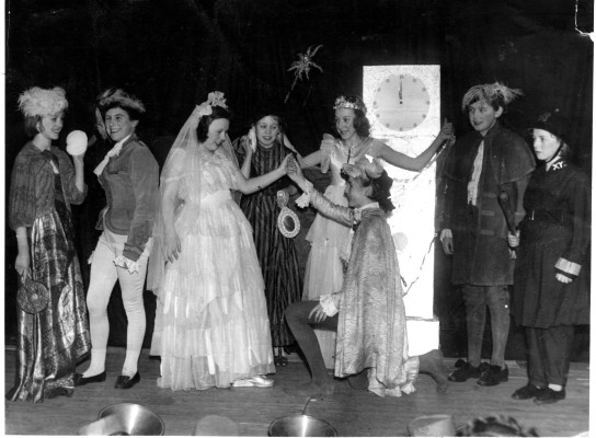 BOT037_001_Kathleen Pinder_0002 enhanced Bottesford Youth Club pantomime