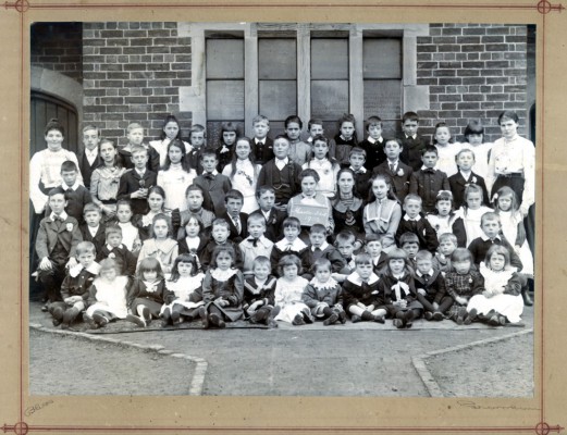 Muston school photograph, 1902 | Mr Alan Hodgkinson