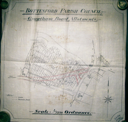 Plan originally drawn on oil cloth, showing the allotments before the new Grantham Road was built | Scan of map belonging to Mr Peter Topps