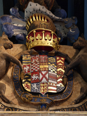 Shield of Francis Manners, 5th Earl of Rutland, in its spectacular setting | Neil Fortey