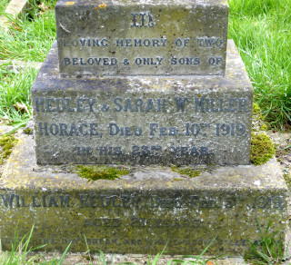 Miller P1010481_02 Inscription on headstone of Hedley and Horace Miller, died February 1919, Bottesford churchyard. | Photo Neil Fortey, 2016