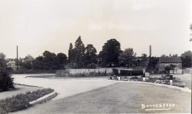 BOT025_006_MS new bridge 2 Postcard of the new junction of Easthorpe Lane with the new Grantham Road.