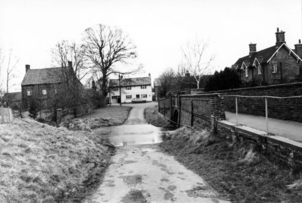 BOT025_036_02 fordDevonLane The ford on Devon Lane looking towards The Green.