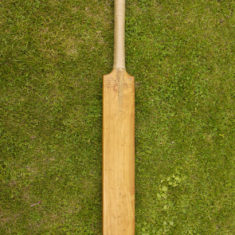 BOT035_018_PET_02 Dan Daybell's cricket bat, 1890 (four pictures)