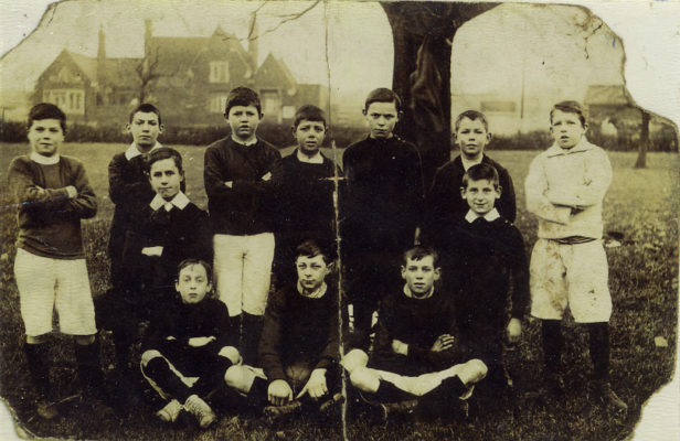 Bottesford boys football team in the Edwardian years