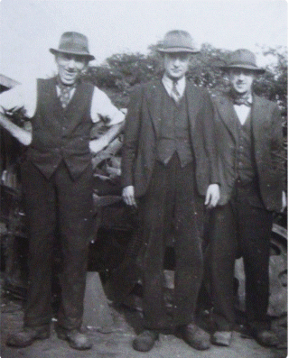 Charles Spick with two of his workmen, at the yard in Grantham. | Bethan Marsh family tree (Ancestry), by permission