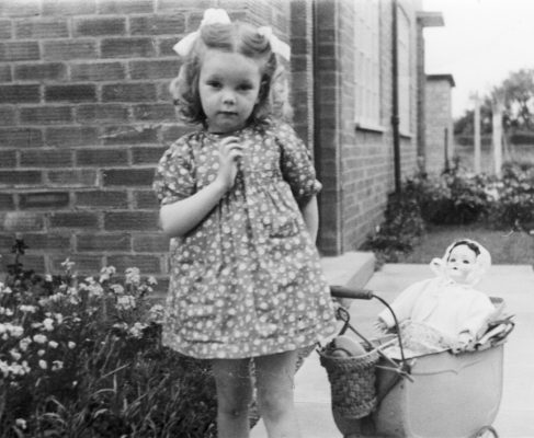 BOT119_016 Ann Hewitt_0003_02 Anne Wilkinson as an infant, by their new home at The Square