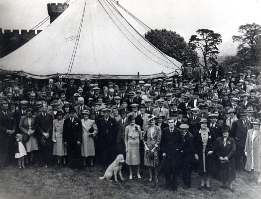 BOT189_026_02 DKI_1 31 At the Rent Dinner at Belvoir Castle