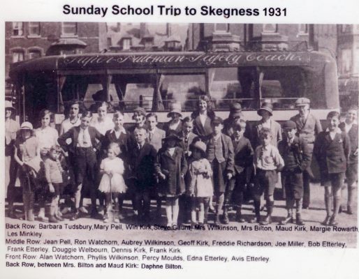 BOT189_030 DKI_1 36_v3 Plungar Chapel outing, by Randall's bus from Bottesford