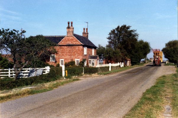 BOT189_035 DKI_1 41 Grange Farm, by the canal bridge, Plungar