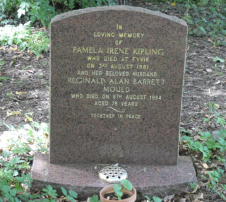 Headstone in St. Mary's churchyard, Bottesford, for Reginald Alan Barrett Mould and Pamela I Kipling