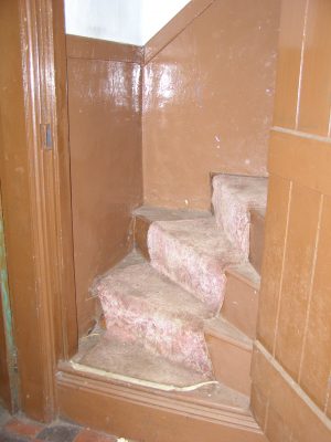 OLYMPUS DIGITAL CAMERA The bottom of the staircase. | Neil Fortey