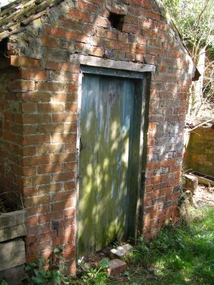 OLYMPUS DIGITAL CAMERA The outside 'privvy' toilet | Neil Fortey