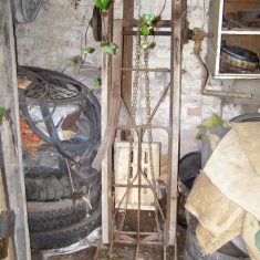 Wheels, tyres, an old sack-trolley. BOT196/092 | Neil Fortey