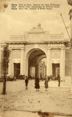 A post-war picture of the Menin Gate in Ypres, Flanders. | From Janet Dammes' family archive.