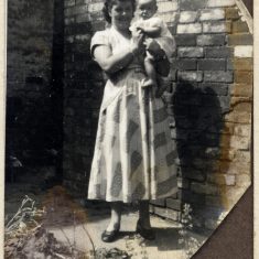 BOT177_030 Marston album1 30 #2 Daphne with her new baby. | Janet Dammes