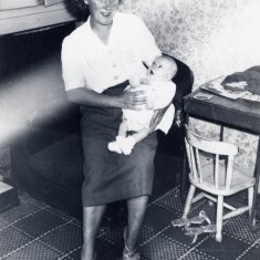 BOT177_053 Marston album2 14 'Mother and Janet, Riveside Cottage, Bottesford, Nott'm 1957.' | Janet Dammes