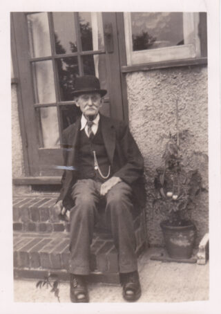 William Turner, aged 94, at home in Hayes, Kent, in 1946. | Copyright the heirs of William Turner