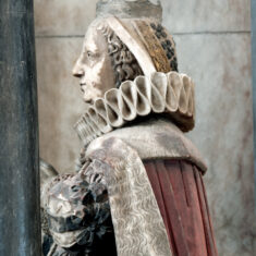Effigy of Katherine, daughter of Earl Francis and Countess Frances, his first wife, kneeling at the head of the tomb. | Neil Fortey