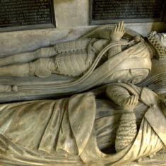 P1070517_03 The effigies of Edward Manners, 3rd Earl of Rutland (d.1587), and Countess Isabel lying side by side on their tomb. | Neil Fortey