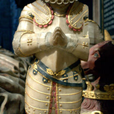 One of five sons of the 4th Earl of Rutland, all weepers on their parent’s tomb: Roger (later the 5th Earl). 