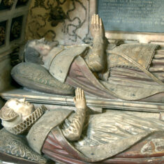 P1070680_03 The effigies of Roger Manners, 5th Earl of Rutland, who died in 1612, and Countess Elizabeth, who died in the same year. | Neil Fortey